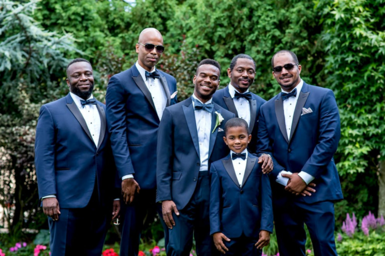 How To Choose a Wedding Suit That Suits the Venue